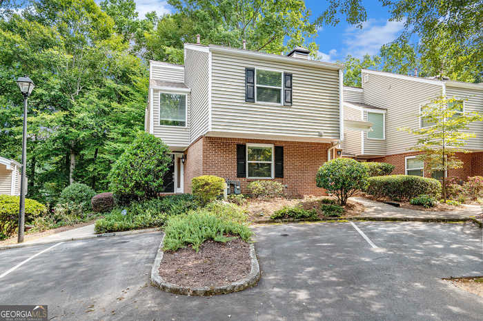 photo 1: 40 Dunwoody Springs Drive Unit 40, Sandy Springs GA 30328