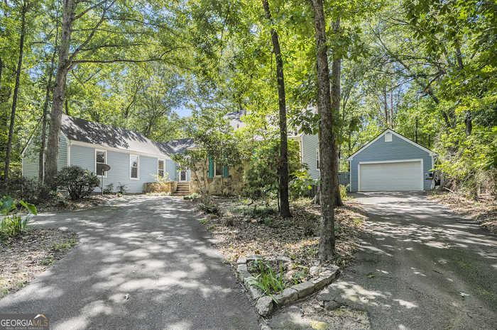 photo 1: 260 Great Oak Drive, Athens GA 30605