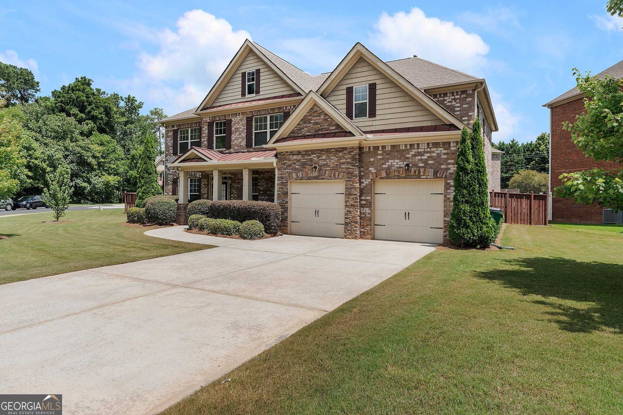 photo 3: 7770 Stratford Lane, Sandy Springs GA 30350