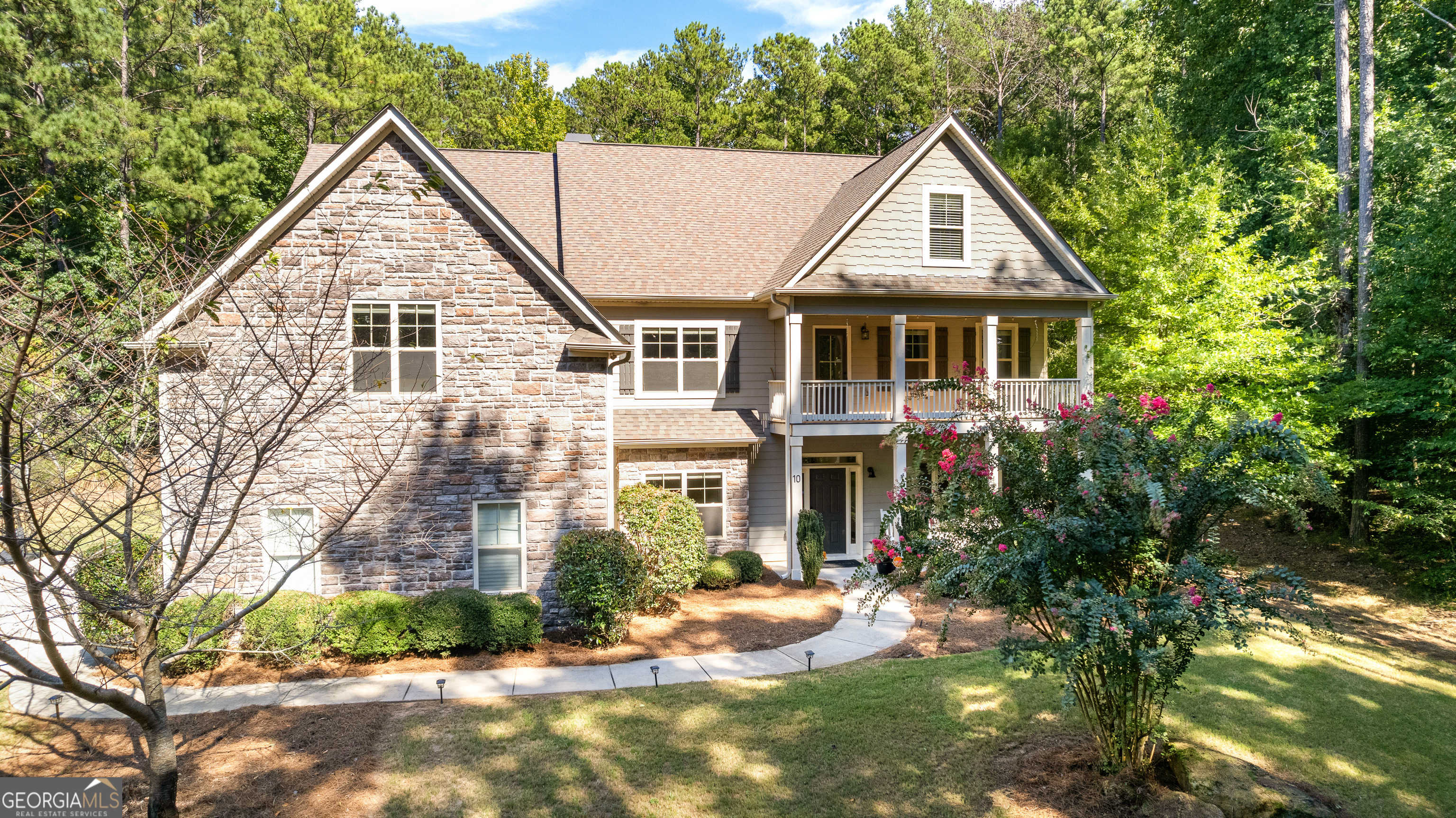 photo 1: 10 Ridgeview Court, Newnan GA 30263