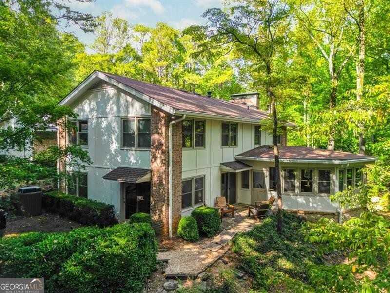 photo 3: 8326 Berkley Ridge, Atlanta GA 30350