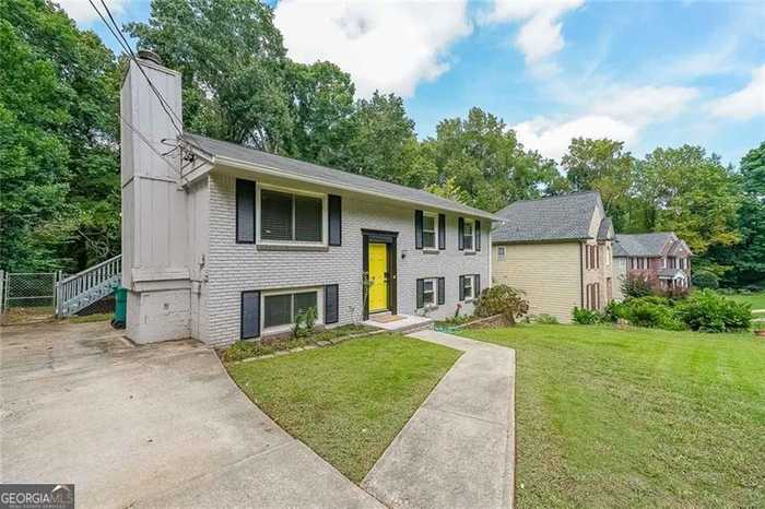 photo 2: 2434 Spring Drive SE, Smyrna GA 30080