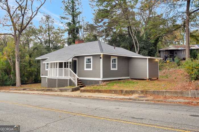 photo 2: 452 Forest Avenue, Macon GA 31201