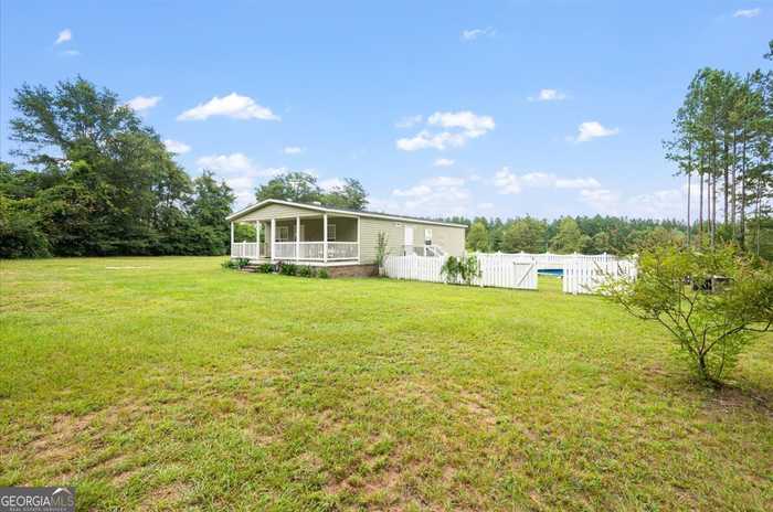 photo 1: 822 Chandler Road, Swainsboro GA 30401