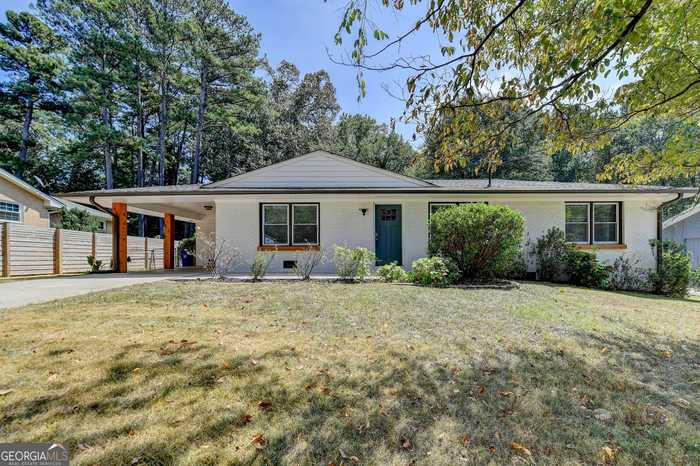 photo 1: 4245 Smithfield Drive, Tucker GA 30084