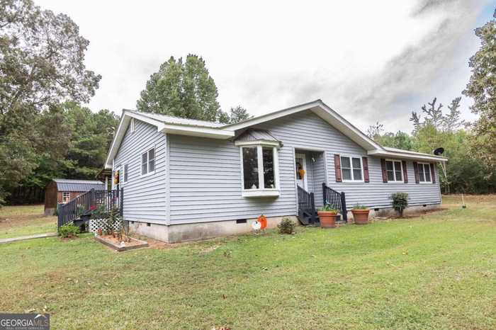 photo 1: 99 Madden Road, Kingston GA 30145