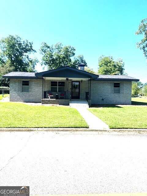 photo 1: 5841 Creighton Street, Eastman GA 31023