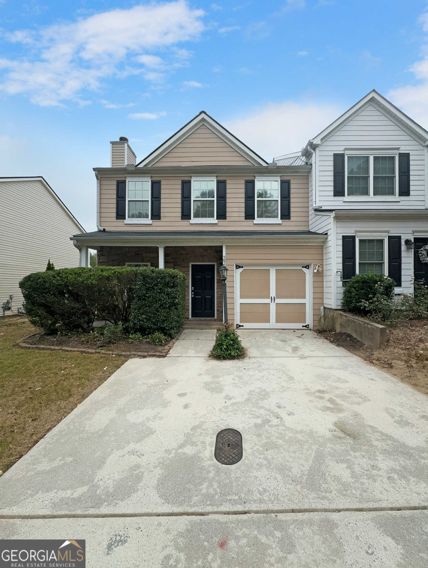 photo 1: 224 Valley Crossing, Canton GA 30114