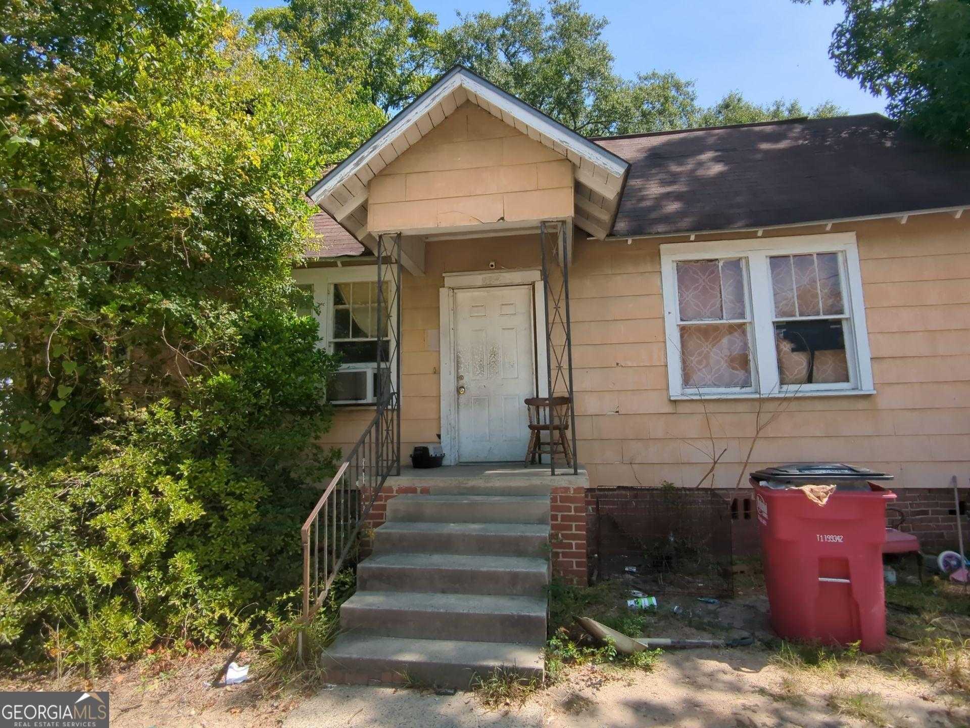 photo 1: 1482 Burton Avenue, Macon GA 31204