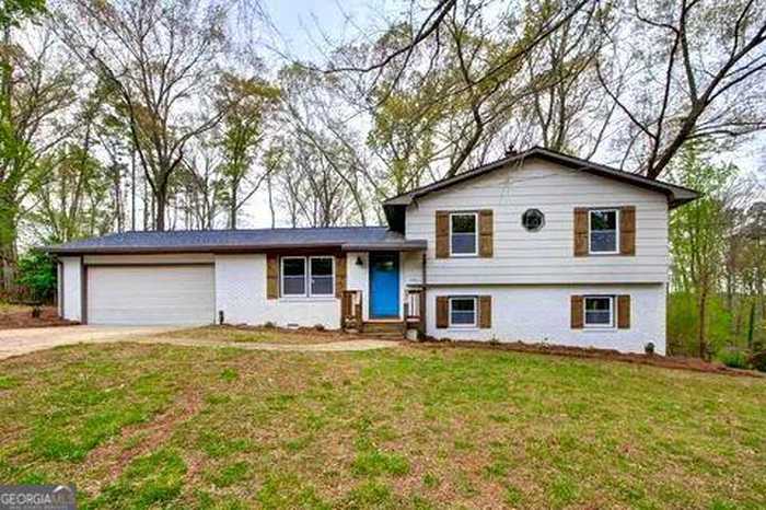 photo 1: 4198 NEWCOMB Road, Decatur GA 30034