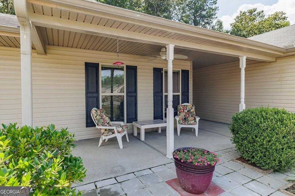 photo 2: 1858 Jessica Way, Winder GA 30680