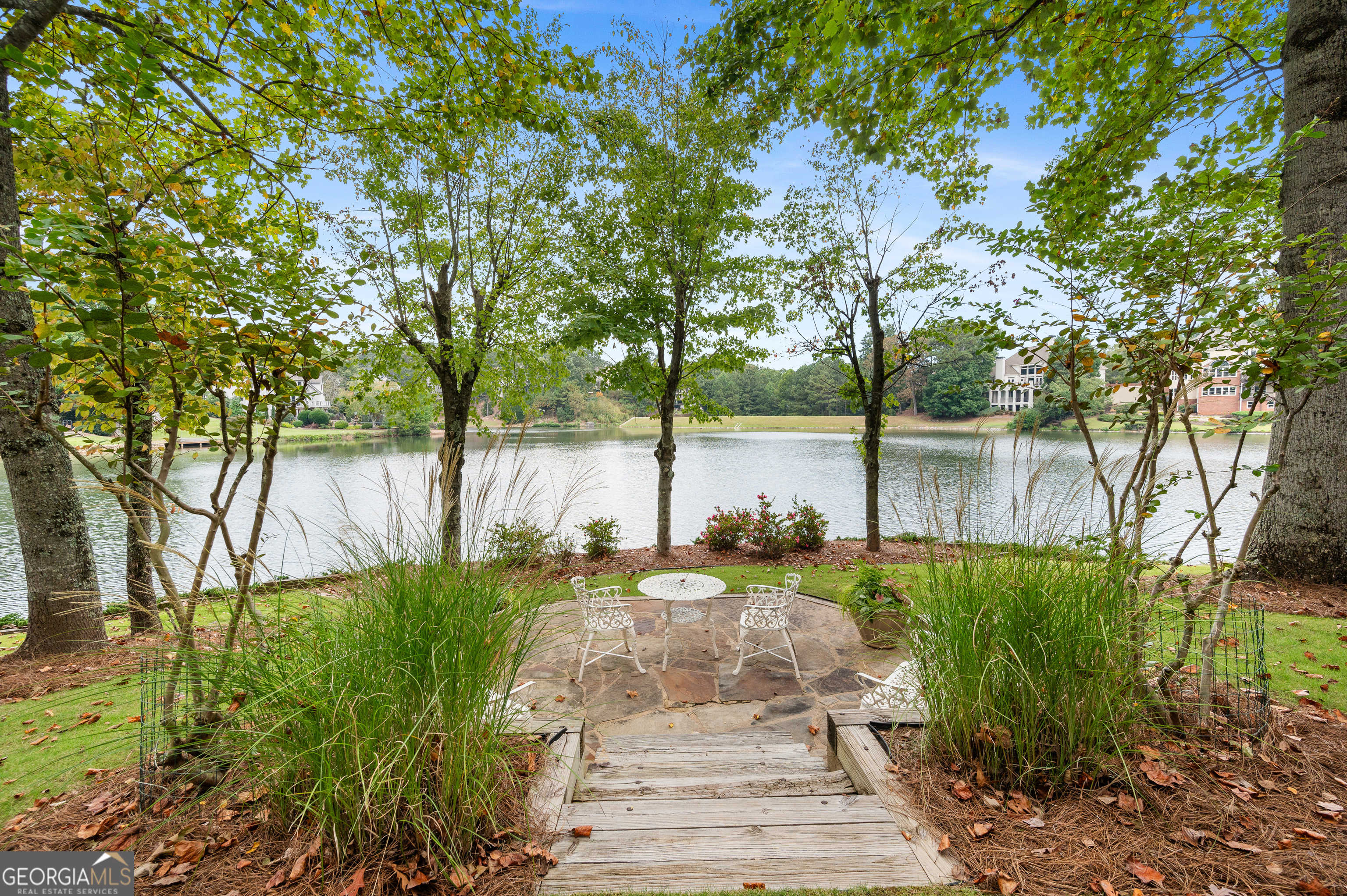 photo 2: 9105 Nesbit Lakes Drive, Alpharetta GA 30022