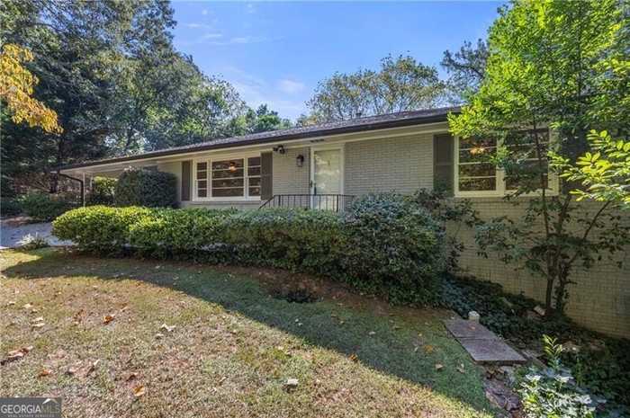 photo 1: 535 Valley Lane, Atlanta GA 30328