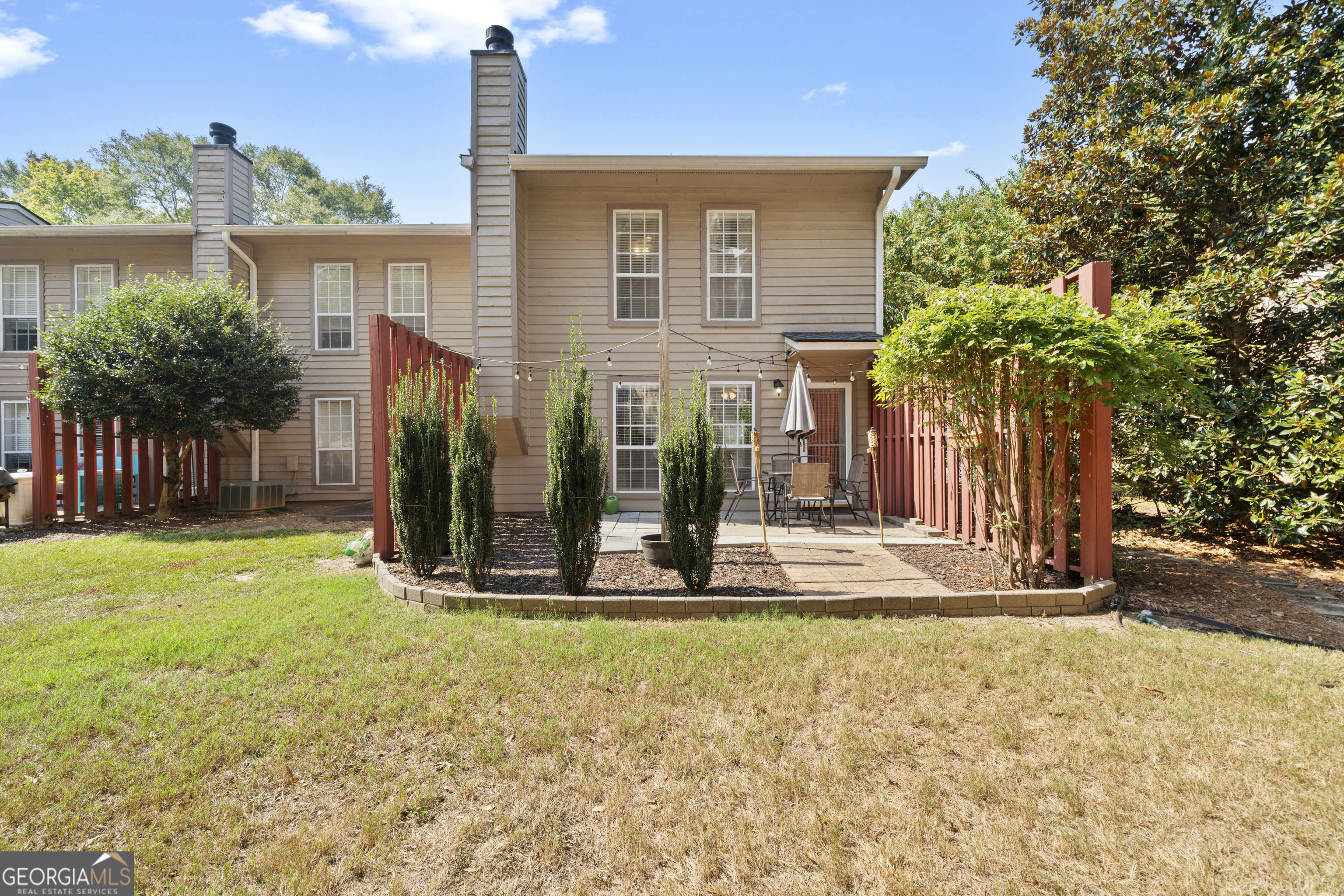 photo 3: 601 Masons Creek Circle, Atlanta GA 30350