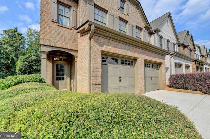 photo 2: 4914 Berkeley Oak Circle, Peachtree Corners GA 30092