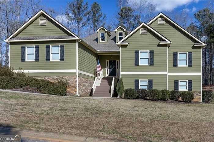 photo 1: 410 Spring Lake Hills, Canton GA 30114