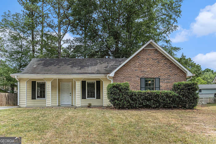 photo 1: 1022 King Road, Riverdale GA 30296