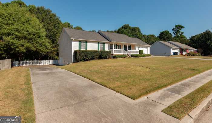 photo 1: 3250 Timber Walk Circle, Loganville GA 30052