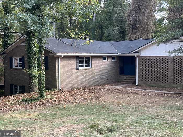 photo 1: 200 Cedar Creek Drive, Athens GA 30605