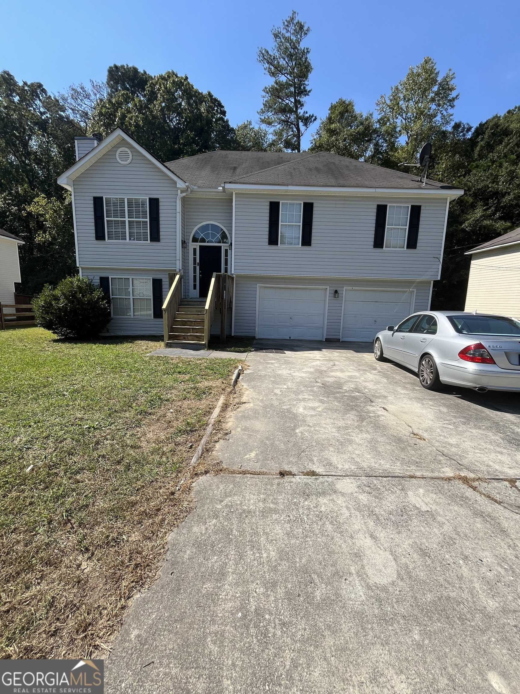 photo 1: 3025 Sandy Circle, Riverdale GA 30296