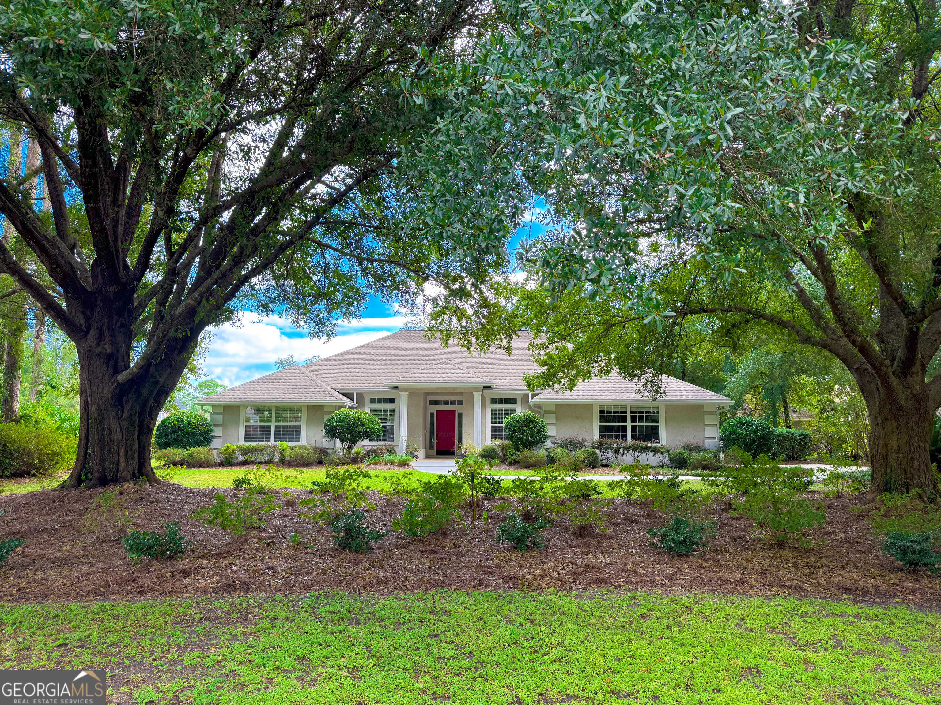 photo 1: 901 Larkspur Lane, St. Marys GA 31558