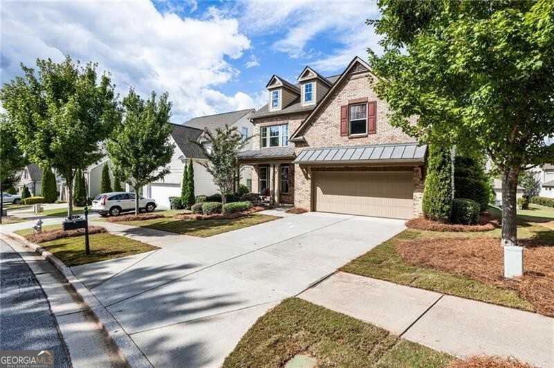 photo 2: 568 Branyan Trail, Alpharetta GA 30004