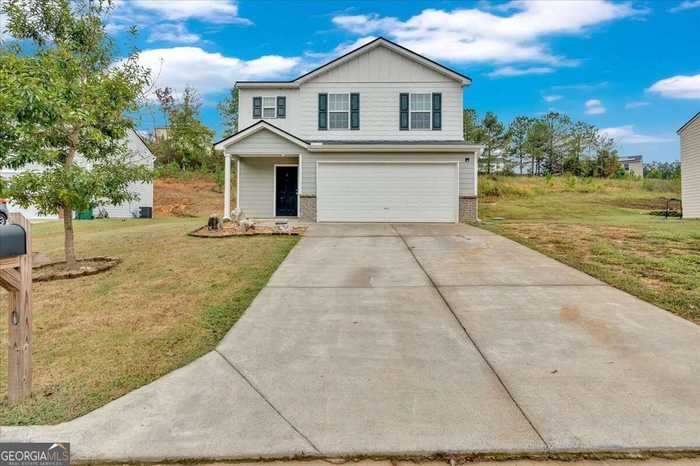 photo 1: 10 Windsor Court, Kingston GA 30145