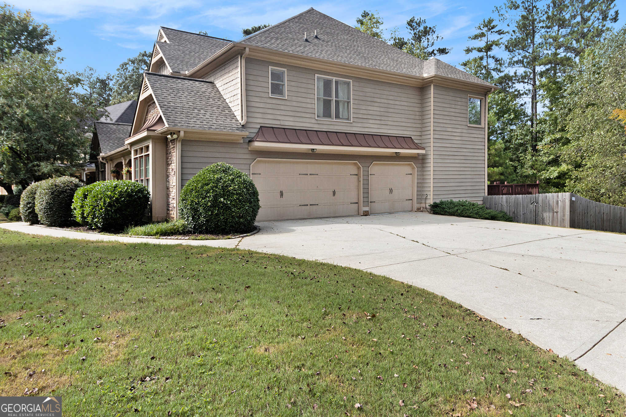 photo 3: 5669 Hollowbrooke Lane NW, Acworth GA 30101