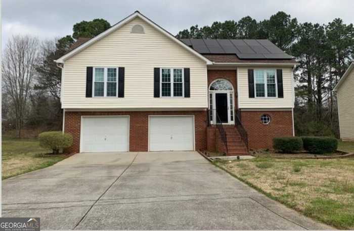 photo 1: 1821 Green Oak Circle, Lawrenceville GA 30043