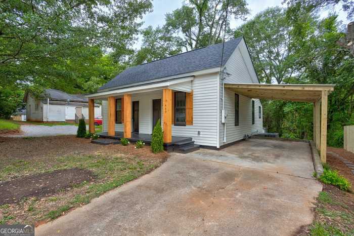 photo 2: 449 Cedar Street, Social Circle GA 30025