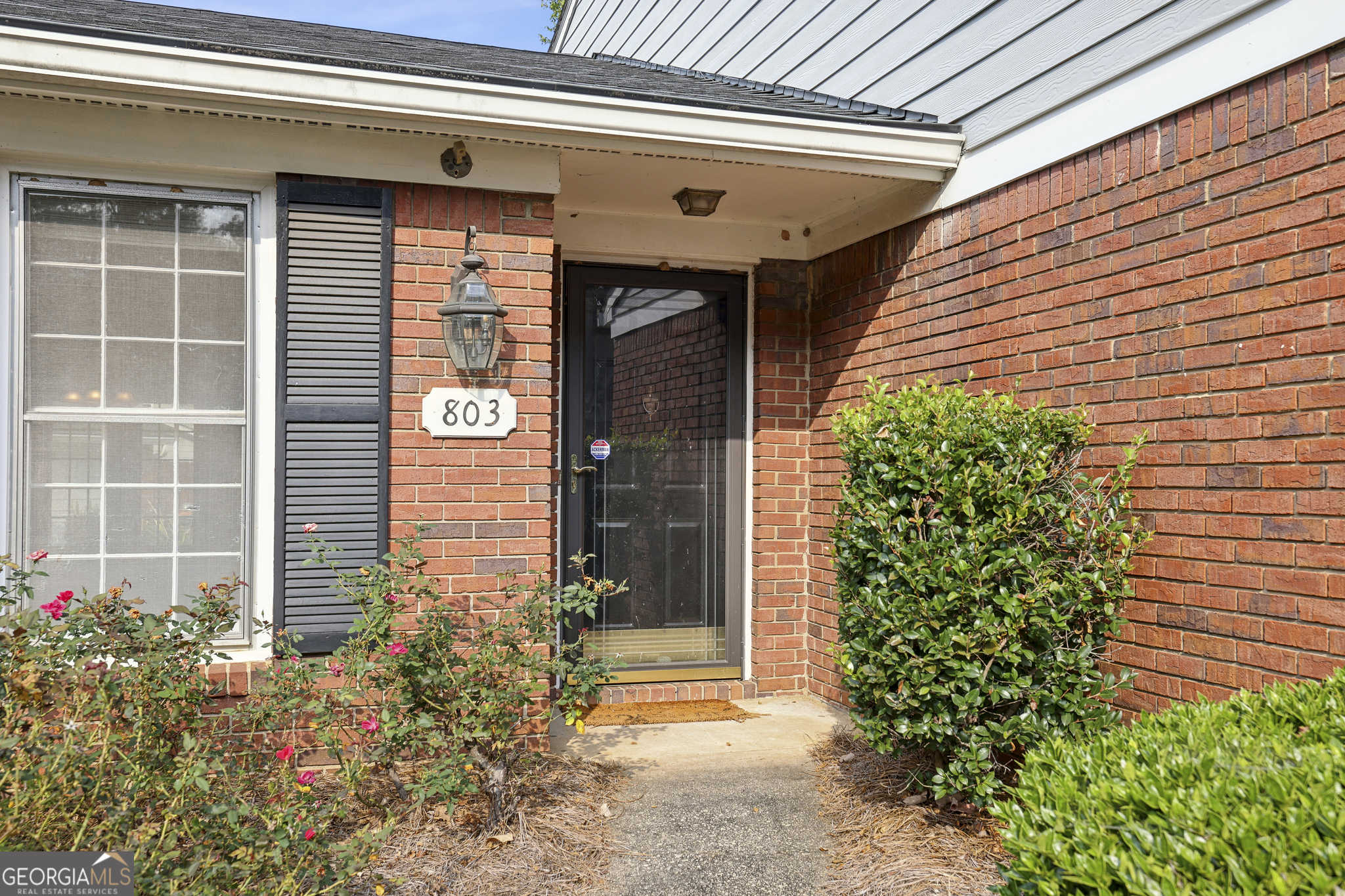 photo 1: 803 Dunwoody Chace, Sandy Springs GA 30328