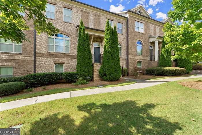 photo 1: 7528 Highlands Point, Atlanta GA 30328