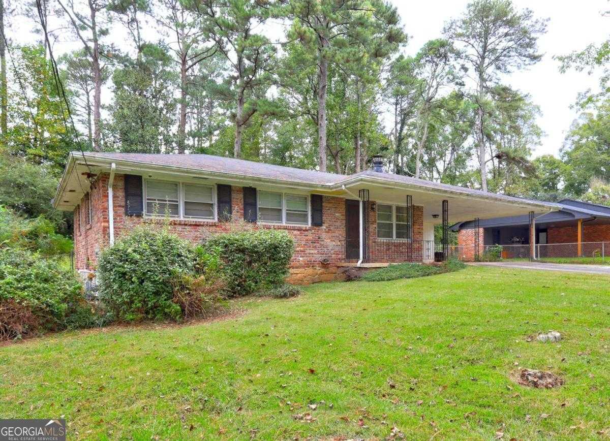 photo 1: 4430 Locksley Road, Tucker GA 30084