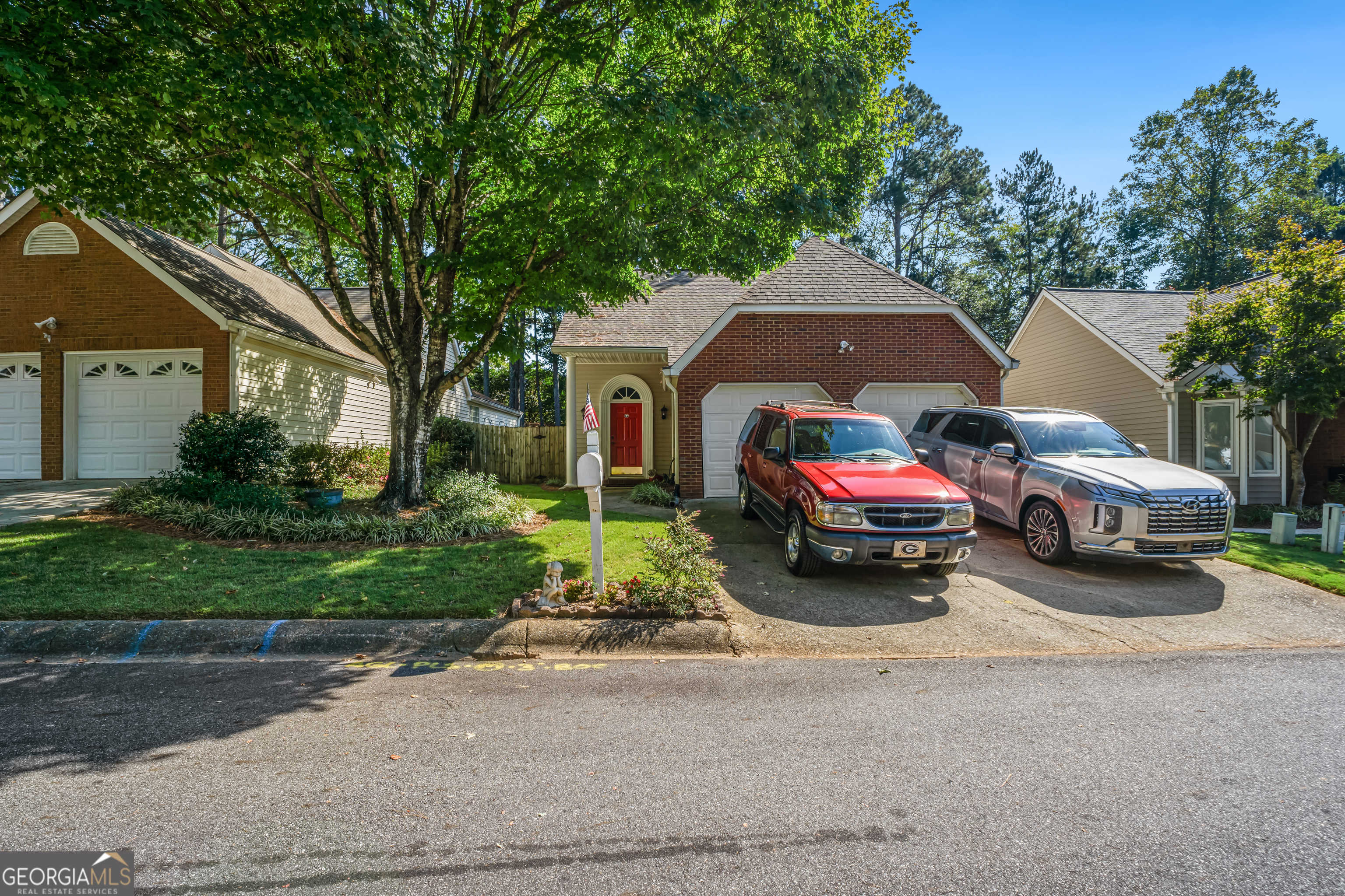 photo 1: 273 Dennis Drive, Alpharetta GA 30009