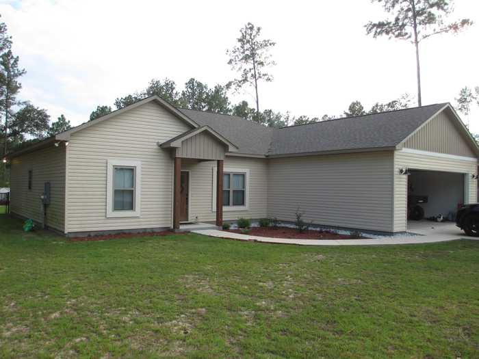 photo 2: 211 Tinsley Street, Douglas GA 31535