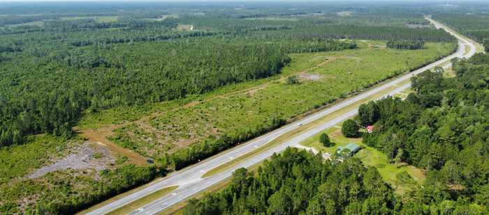 photo 2: Valdosta Highway, Du Pont GA 31630