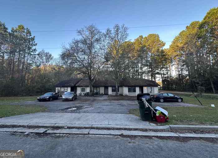 photo 1: 113 Olliff Street, Claxton GA 30417