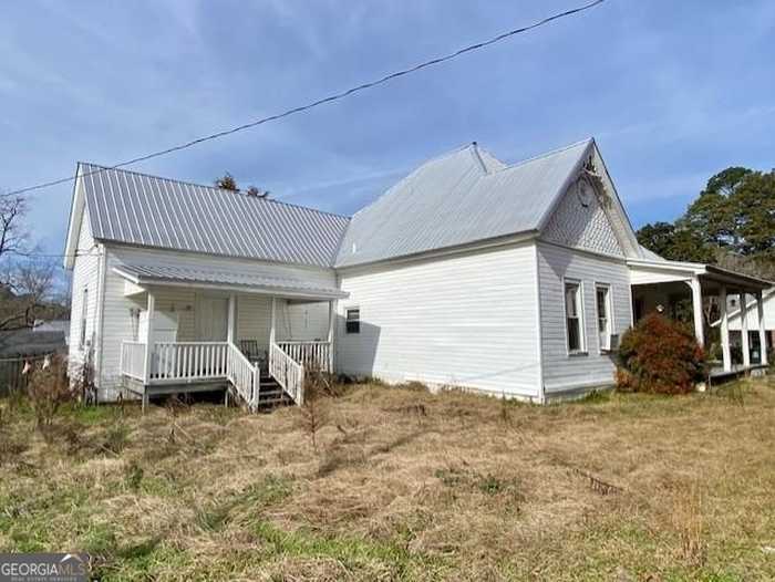 photo 2: 166 Commerce Street, Crawfordville GA 30631