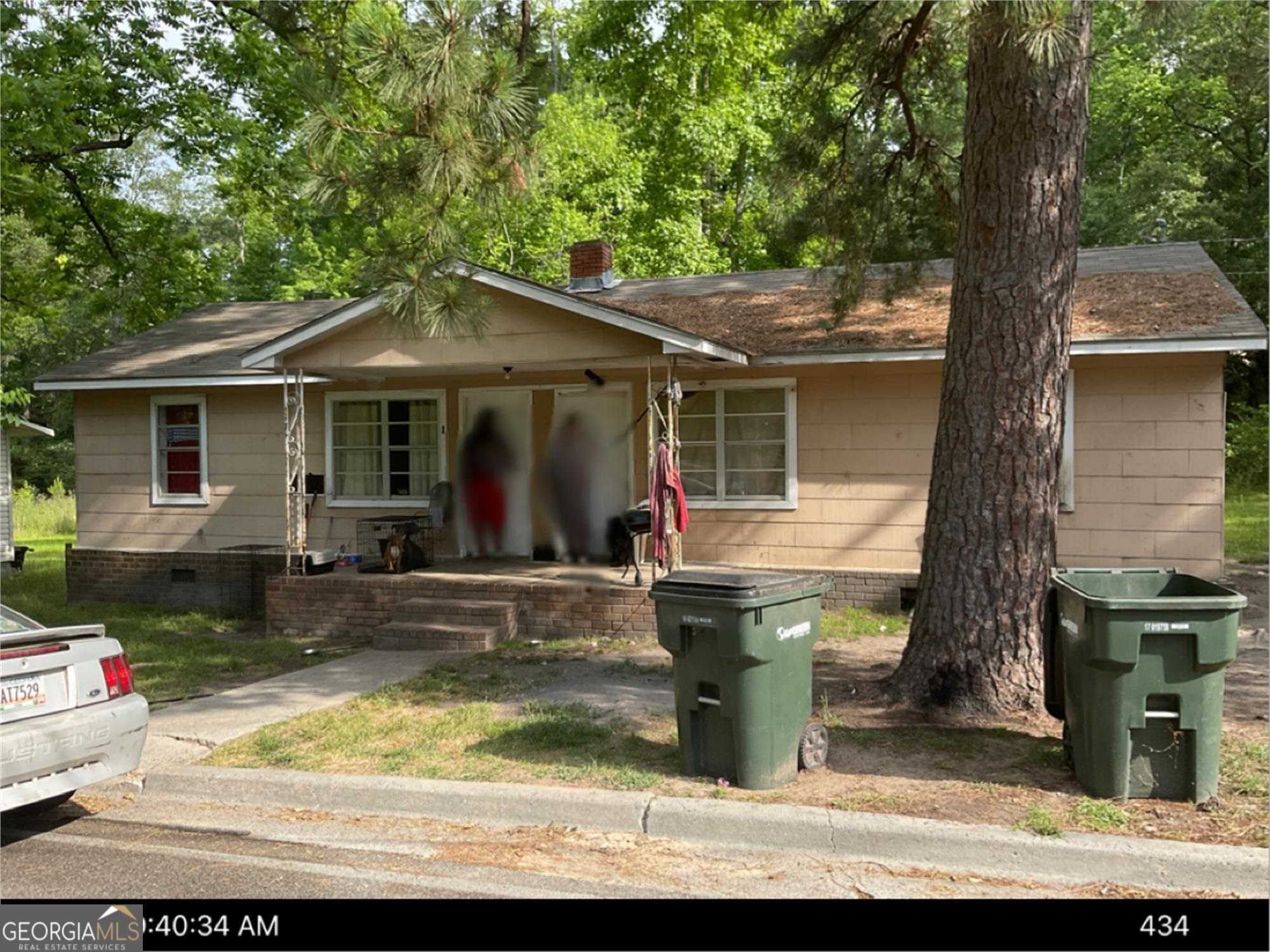 photo 1: 421 Jones Street, Claxton GA 30417