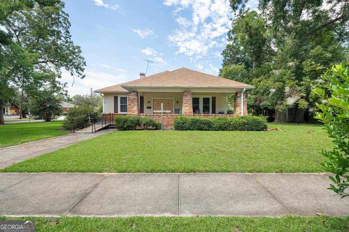 photo 2: 801 Walnut Street, Louisville GA 30434