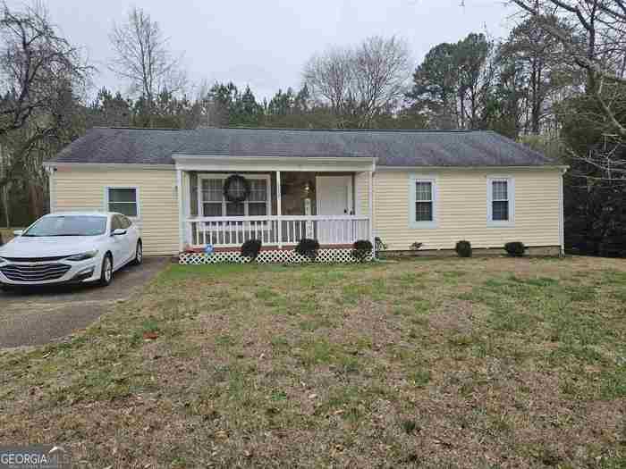 photo 1: 3237 Pawnee Drive, Rex GA 30273