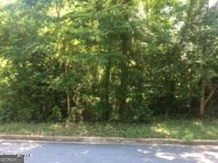 photo 2: 358 River North Circle, Macon GA 31211