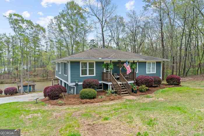 photo 1: 138 Cedar Lake Drive, Sparta GA 31087