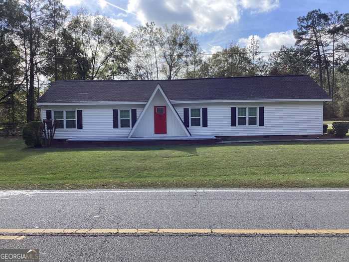 photo 1: 708 Miles Road, Baxley GA 31513