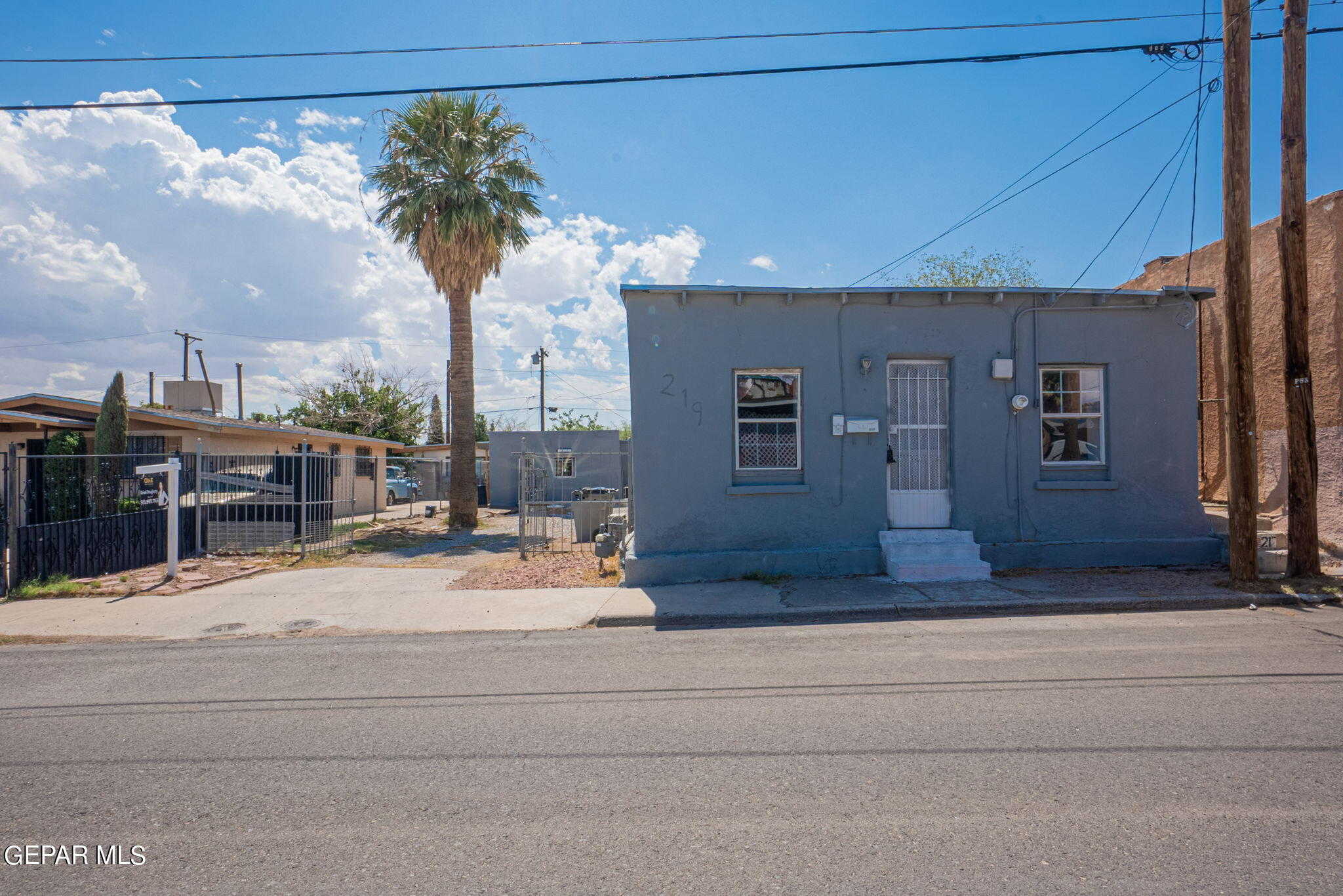 photo 1: 219 Dolan Street, El Paso TX 79905