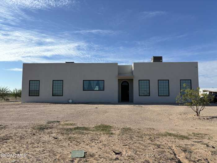 photo 1: 14846 ARGYLE Drive, El Paso TX 79928