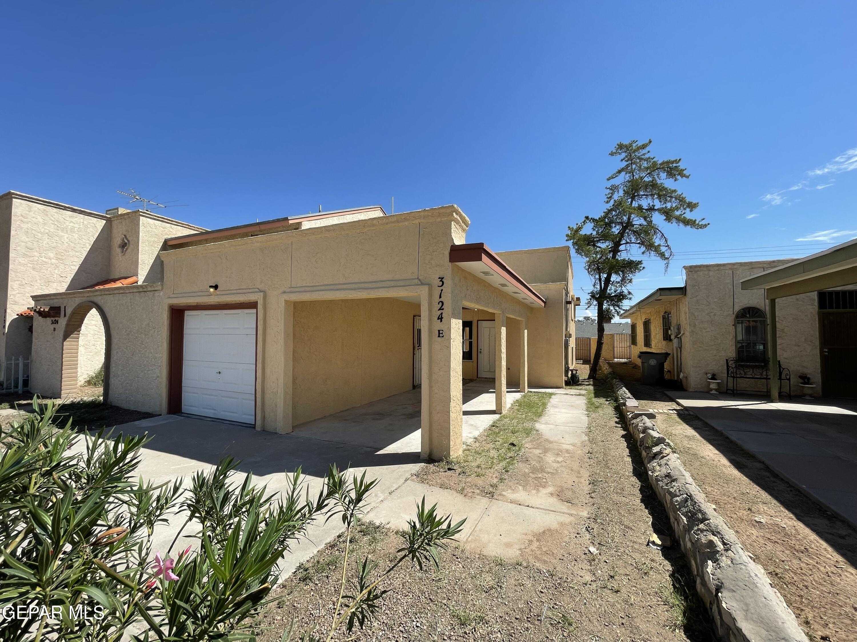 photo 1: 3124 Wayside Drive Unit E, El Paso TX 79936