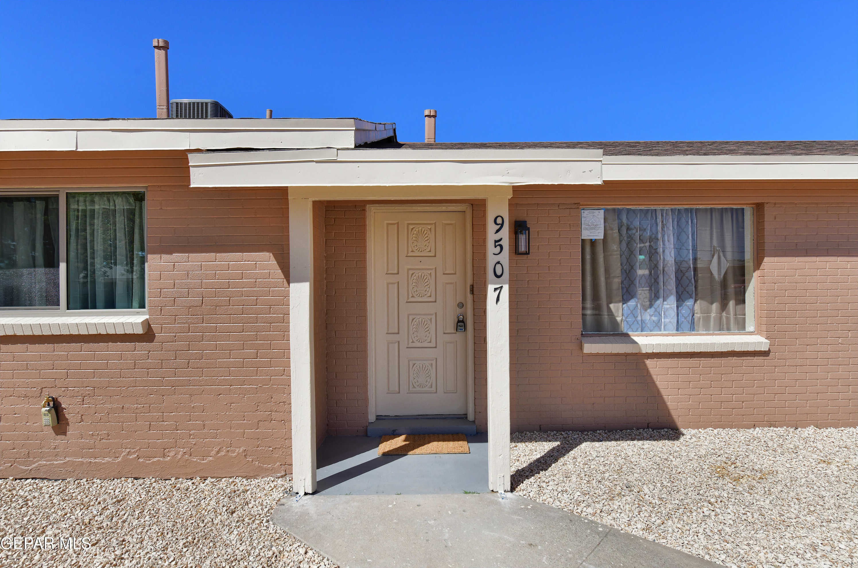 photo 2: 9507 SALISBURY Drive, El Paso TX 79924