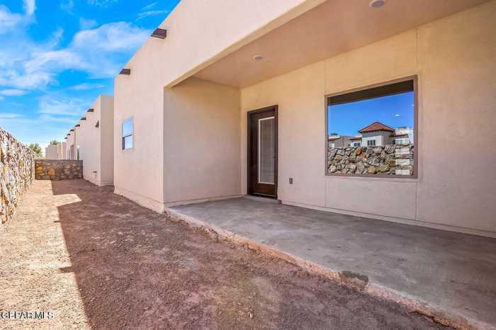 photo 35: 871 COUNTRY CLUB Road Unit 1A, El Paso TX 79932