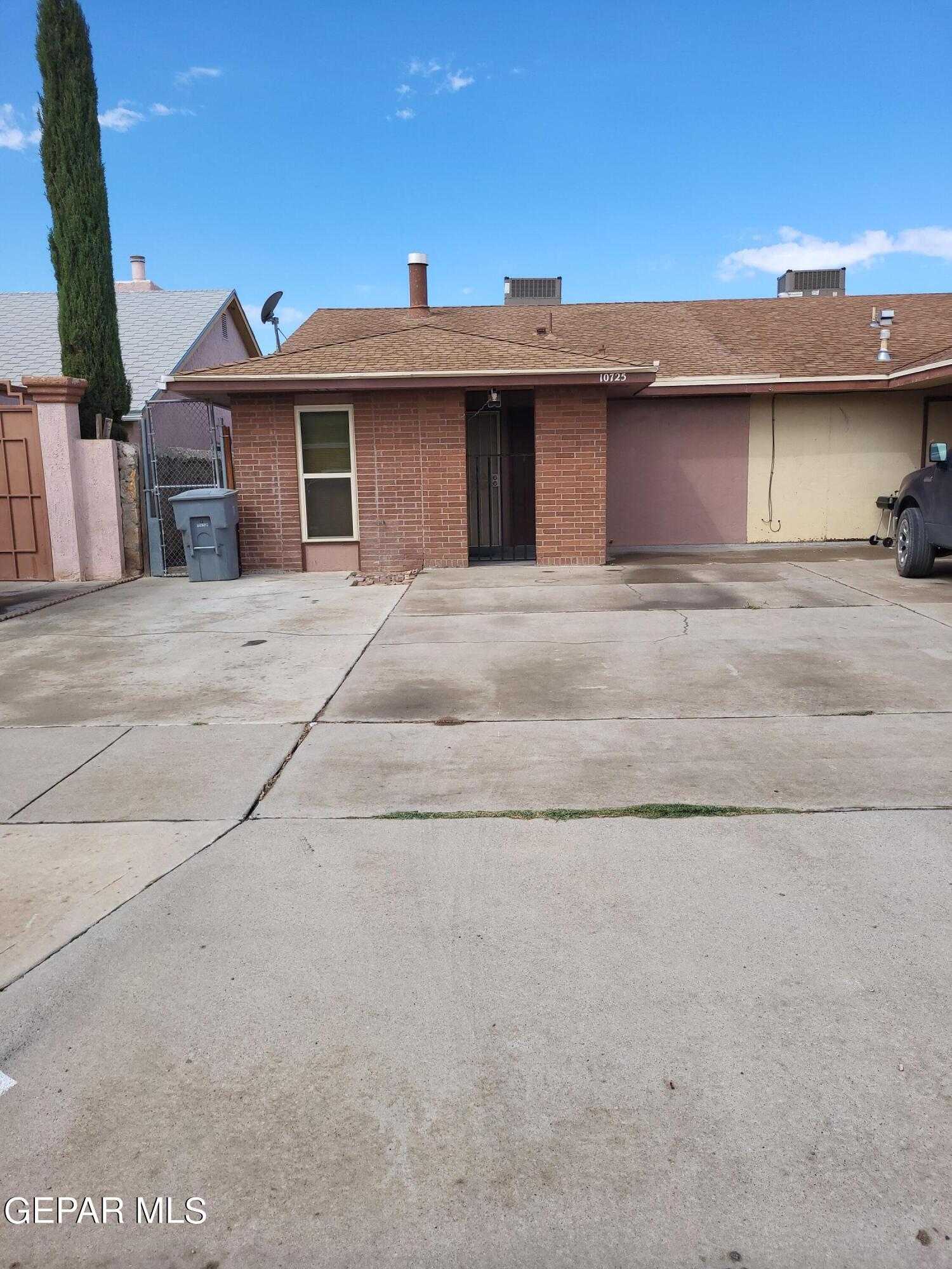 photo 2: 10725 Chert Street, El Paso TX 79924